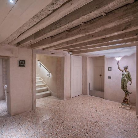 Corte Rubbi 8 Luxury Two-Bedroom Apartment -Dimora Italia - 베니스 외부 사진